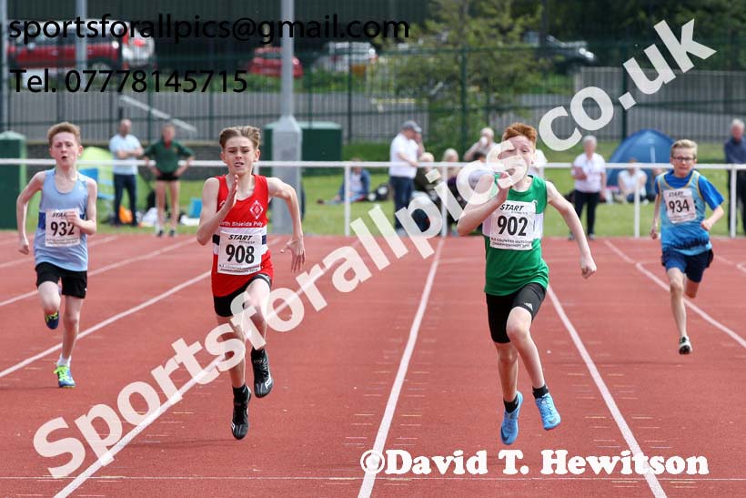 Boys under-13s 200 metres, 2019 North Eastern Track and Field Champs., Middlesbrough. Photo:  David T. Hewitson/Sports for All Pics